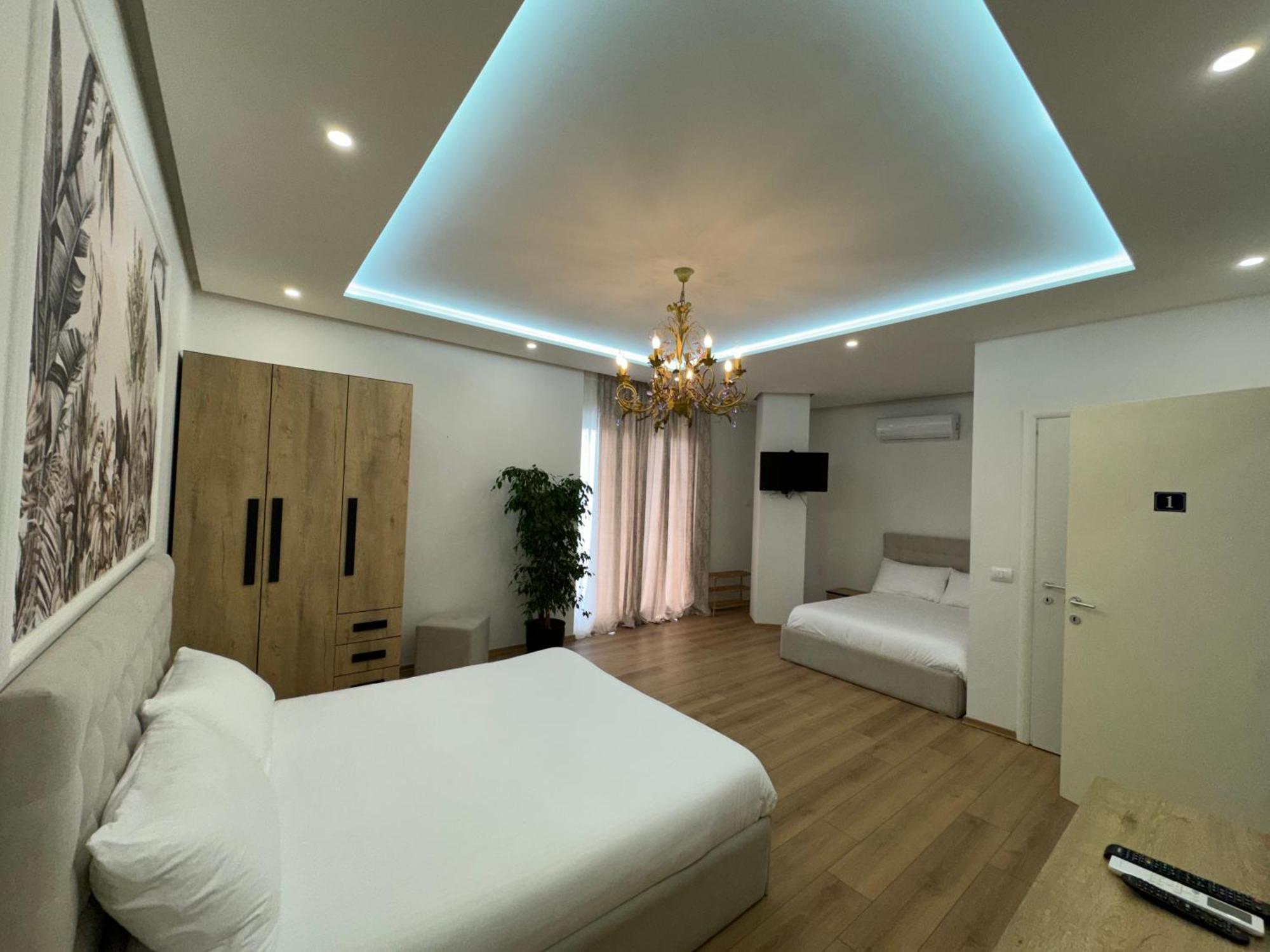 דורס Villa D Hotel-Restaurant-Private Beach מראה חיצוני תמונה
